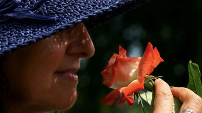 Петербуржцы рассказали, как они перенесли потерю обоняния из-за коронавируса