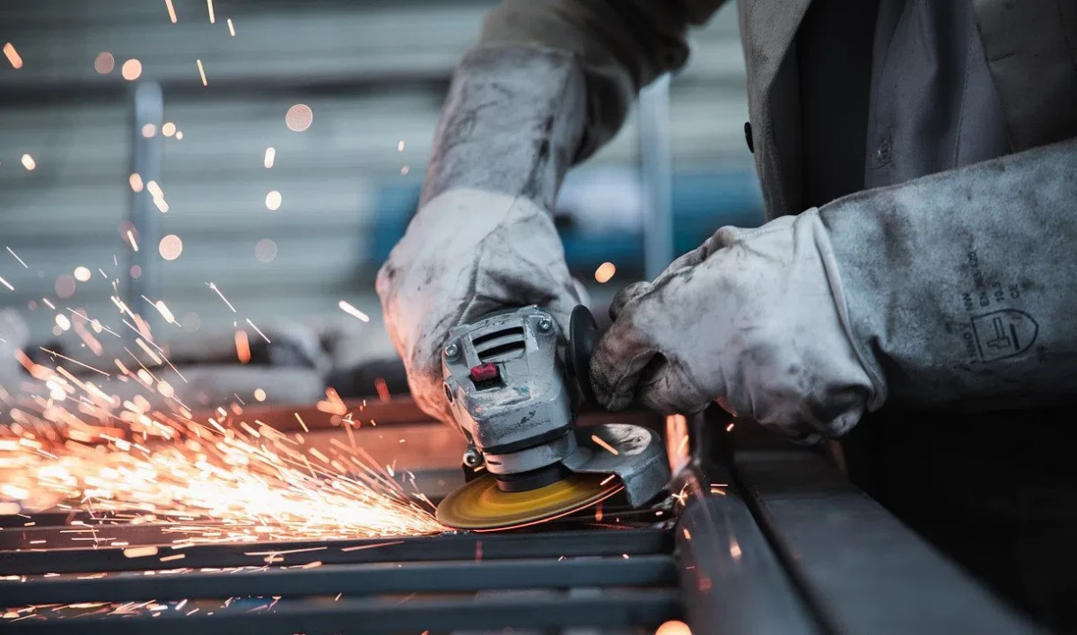 Индекс промышленного производства в Петербурге вырос на 7,5% - tvspb.ru