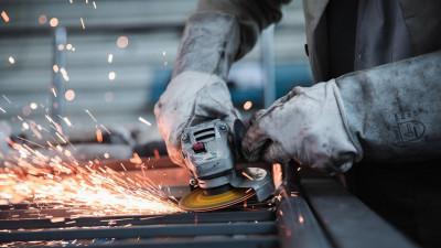 Петербургские предприятия получат премию за увеличение производительности труда