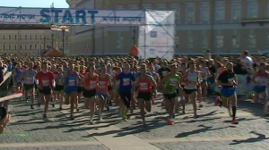 К марафону «Белые ночи» присоединились 10 тысяч бегунов