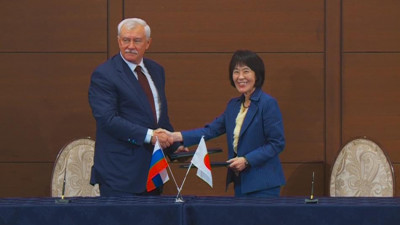 Губернатор Петербурга подписал новый план сотрудничества с японской префектурой Хоккайдо