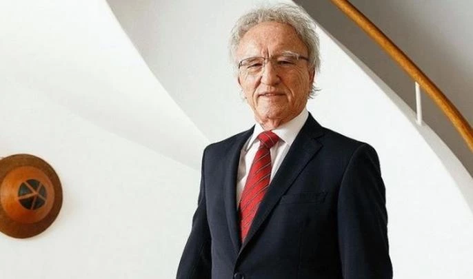 Немецкий политик Тельчик: Европа сама отвернулась от России - tvspb.ru