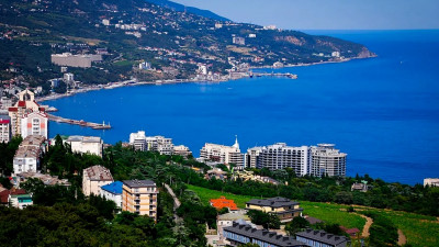 Купаться на пляжах Ялты разрешат с пятницы
