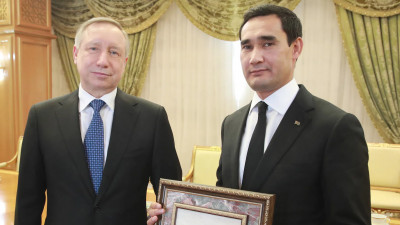 Делегация Петербурга во главе с губернатором приняла участие в праздновании 30-летия независимости Туркменистана