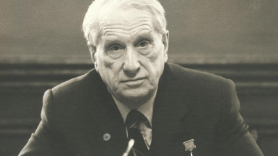 В СПбГУ учредили премию имени Бориса Пиотровского