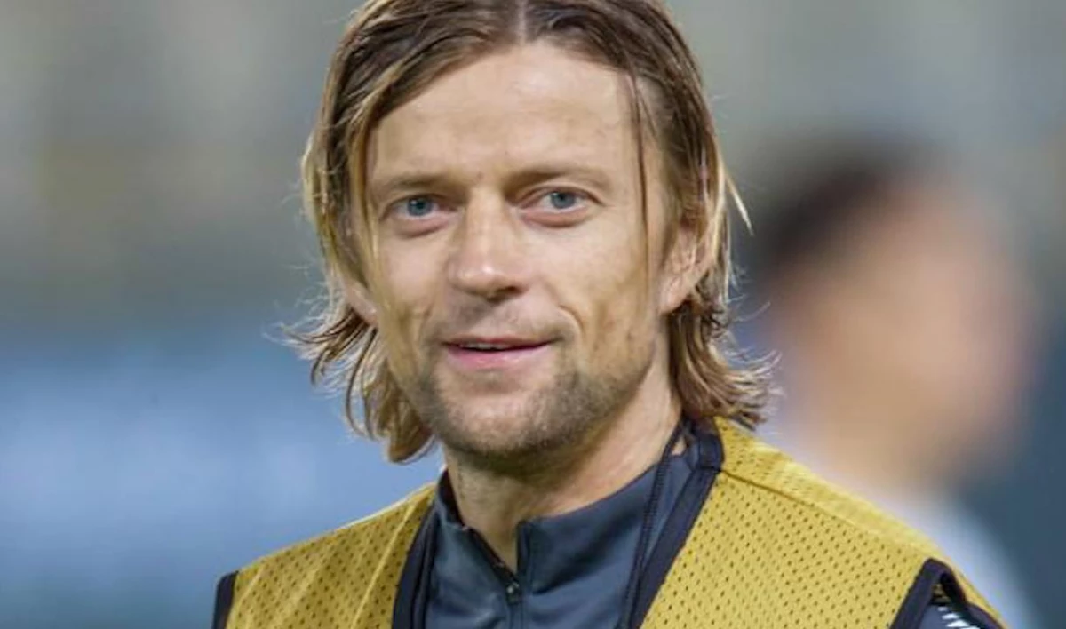 КДК РФС оштрафовал тренера Анатолия Тимощука на 100 тысяч рублей - tvspb.ru