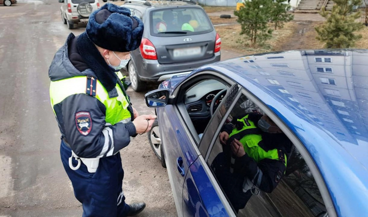 За выходные в Петербурге и Ленобласти поймали 55 нетрезвых водителей - tvspb.ru