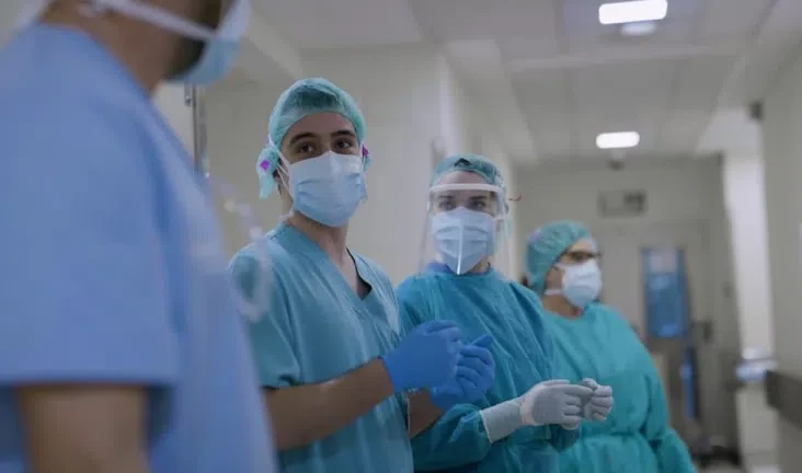 Россия с июля может открыться для вакцинного туризма - tvspb.ru