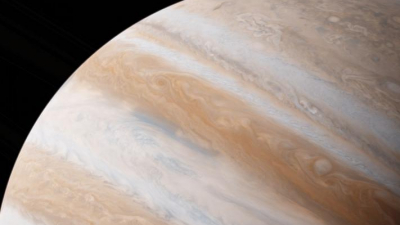 НАСА опубликовало анимацию с «привидением» на Юпитере