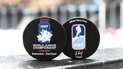 Молодежный чемпионат мира по хоккею отменили из-за COVID-19