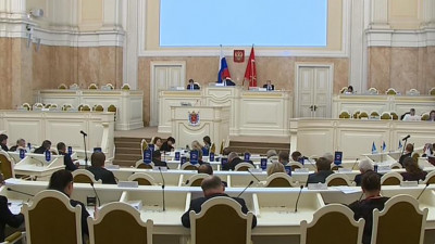 В ЗакСе предложили учредить в Петербурге День волонтера