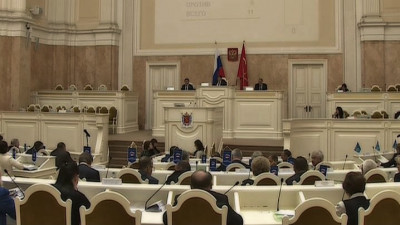 Конец политического сезона. Депутаты Петербурга приняли 116 законопроектов