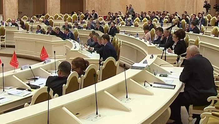 Забирать автомобиль со штрафстоянки разрешат до оплаты эвакуации - tvspb.ru