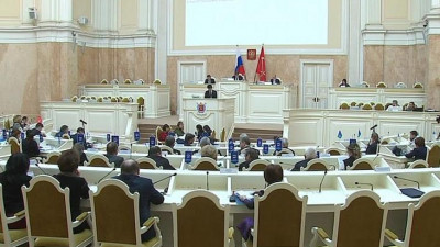 Депутаты петербургского ЗакСа обсудят изменения в закон о зеленых насаждениях