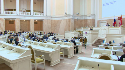 Александр Беглов рассказал, что город ожидает от избранных депутатов ЗакСа