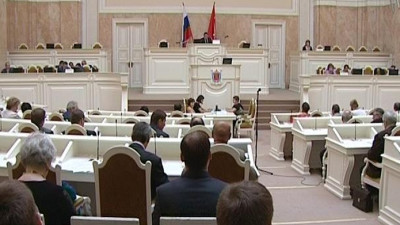 На первом после каникул заседании ЗакСа обсуждают трансляции «Зенита». Вопрос о передаче имущества РПЦ не попал в повестку