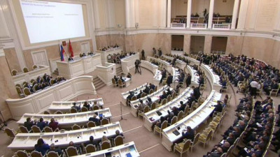 Депутаты Петербурга внесут изменения в бюджет 2018 года и обсудят проект казны на предстоящую трехлетку