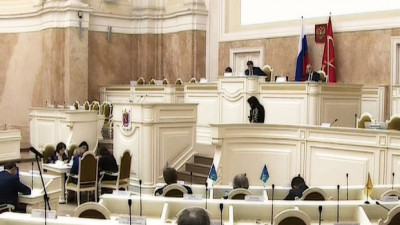 Петербургские депутаты предложили десять поправок в законопроект о бережном отношении к животным