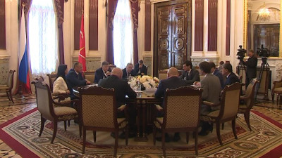 Спикер ЗакСа принял в Мариинском дворце коллег из Сухума