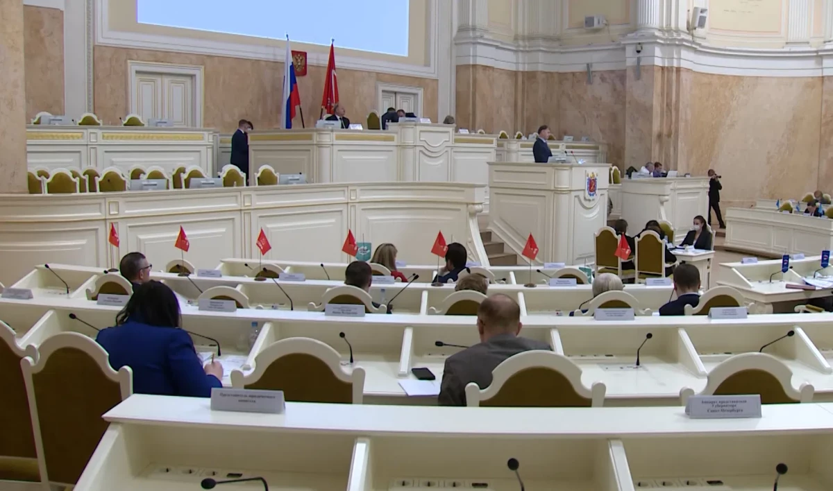 Депутаты ЗакСа решили обратиться к Мурашко из-за ситуации с ценами на ПЦР-тесты - tvspb.ru