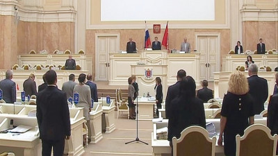 Трансляции в начале предвыборной кампании: репортаж о первом заседании ЗакСа после каникул