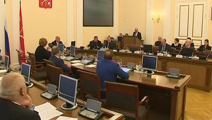 В Смольном обсудят организацию детского отдыха и вопросы строительства - tvspb.ru