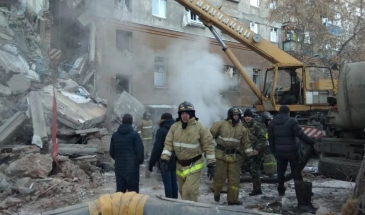 Число погибших при взрыве в Магнитогорске выросло до семи человек - tvspb.ru
