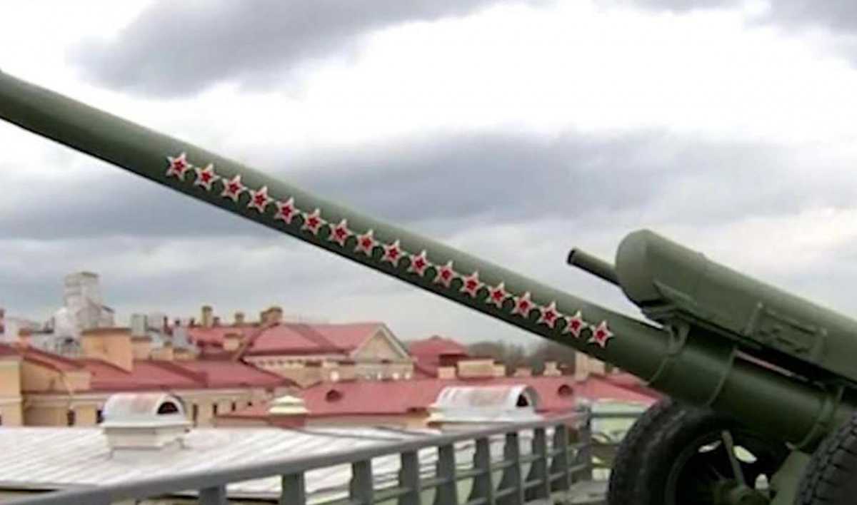 Артиллеристы ЗВО дадут залпы в честь Дня города в Петербурге - tvspb.ru