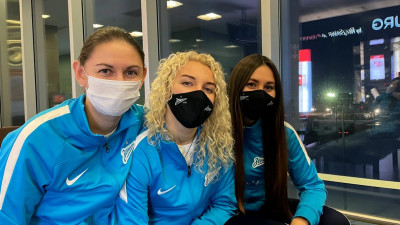 Женская команда «Зенит» не смогла улететь на сборы из-за непогоды в Турции