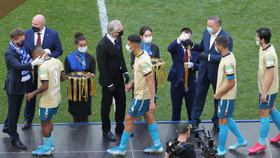 «Зениту» вручили чемпионский кубок и золотые медали РПЛ