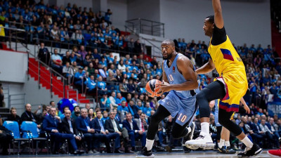 Матч «Зенита» с «Барселоной» в Евролиге перенесли на час из-за повторных тестов на COVID-19