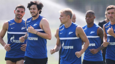 «Зенит» готовится к товарищескому матчу с «Уралом»
