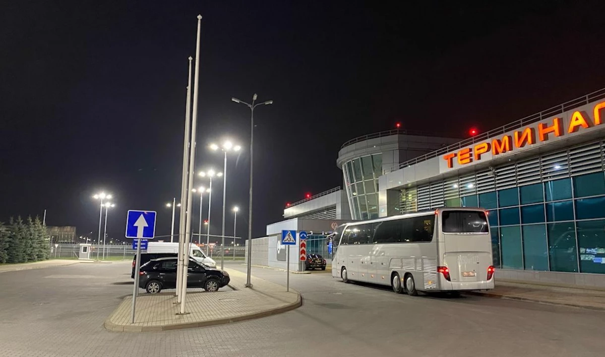 «Зенит» прилетел в Москву на матч против «Химок» - tvspb.ru