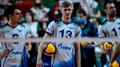 Волейбольный «Зенит» разгромил чемпиона страны на выезде