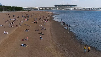 Медик рассказала, что происходит с организмом во время потери влаги из-за жары