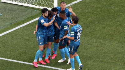 «Зенит» обыграл «Спартак» и вышел в финал Кубка России