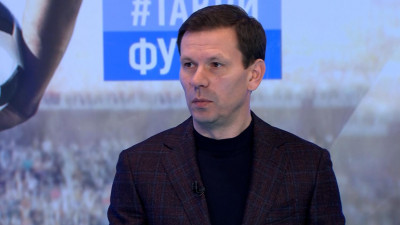 «Клуб покупает Халка и Витселя, здесь мальчику сложно пробиться»: Зырянов о том, почему Тикнизян не остался в Петербурге