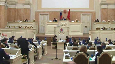 Разговоры о душе: на очередном заседании ЗакСа дискутировали о депутатской этике