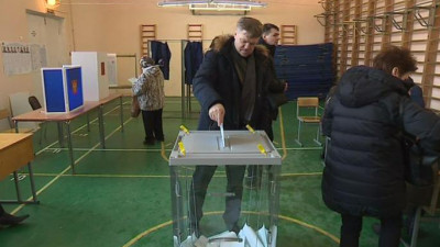 Явка в Петербурге на 15 часов приблизилась к 40 процентам