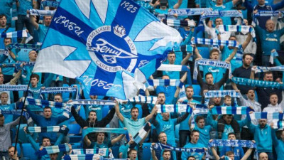 «Точки над i расставлены». Фанаты «Зенита» выразили отношение к Артему Дзюбе