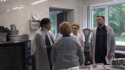 Обновление школьных пищеблоков проверили в Красногвардейском районе