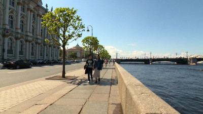 Петербург за прошлый год заработал на туризме 233 млрд рублей