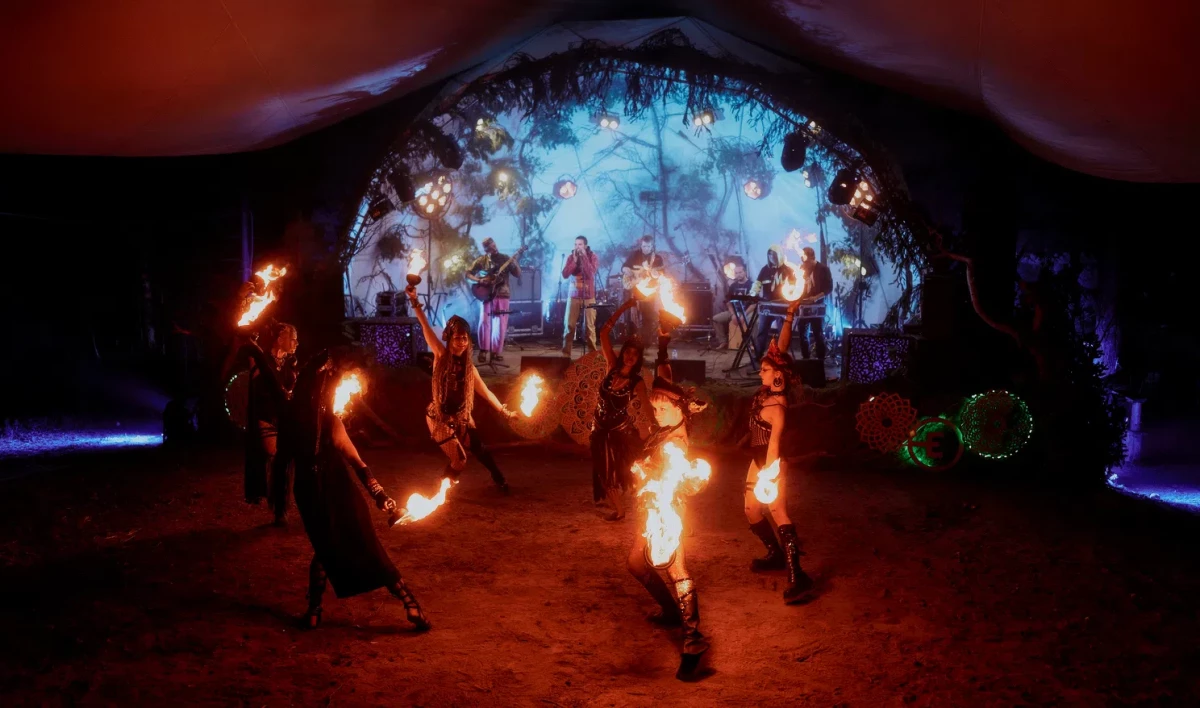 Фестиваль неоэтники и импровизации Ethnoscope-2022 прошел под Петербургом - tvspb.ru