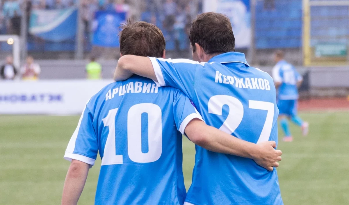 «Зенит» обыграл «Спартак» со счётом 2:0 в матче легенд - tvspb.ru