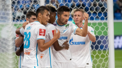 «Зенит» обыграл «Факел» со счётом 2:0