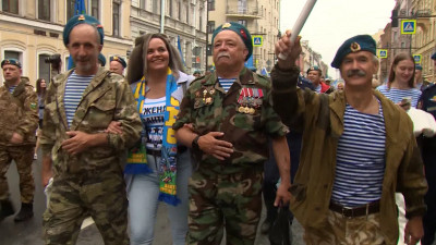 В Петербурге прошли праздничные акции в честь Дня ВДВ