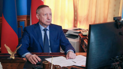 Поддержка педагогов и качество образования: какие темы вошли в рабочую повестку Александра Беглова на уходящей неделе