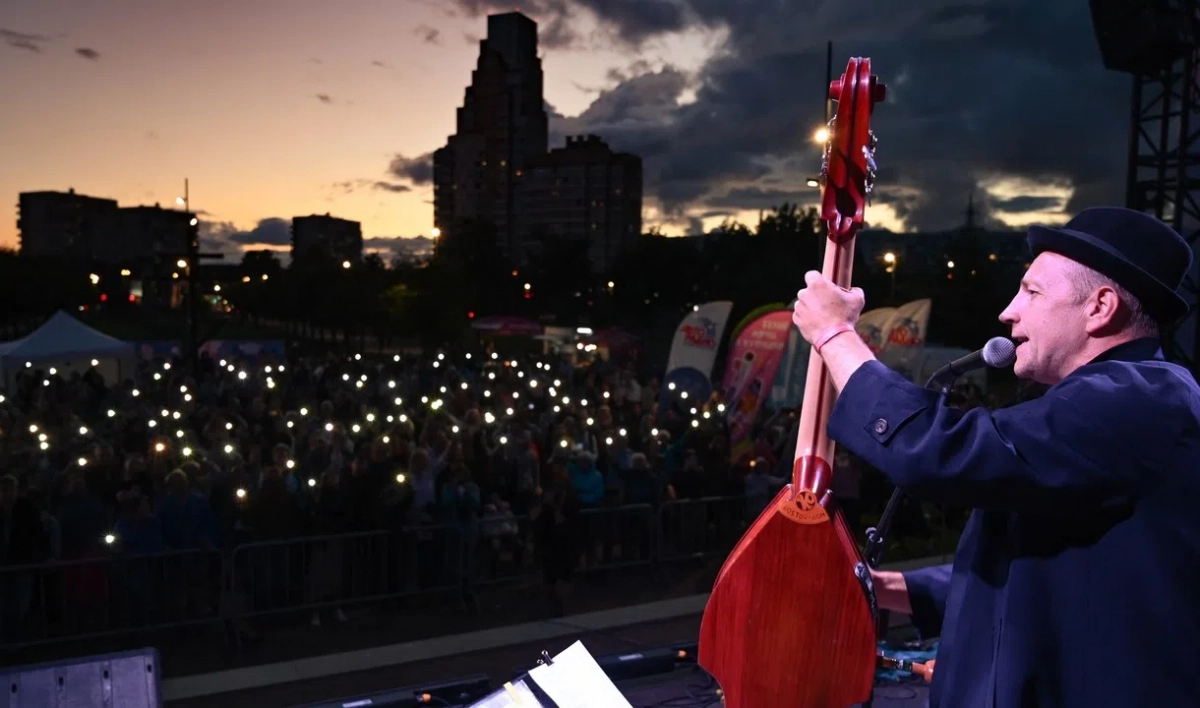 Более 5 тысяч человек посетили джазовый фестиваль «Белые ночи в Купчино» - tvspb.ru