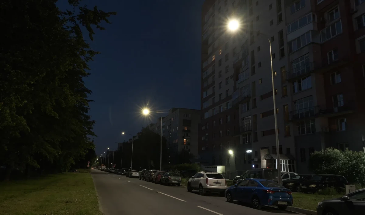 На улице Шотмана установили новые фонари - tvspb.ru