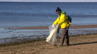 В Кронштадте стартовала акция «Чистый берег»